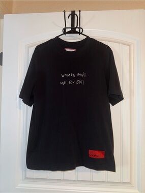 CHNGE Black Short-Sleeve Graphic Crewneck T-Shirt with Red Logo Patch